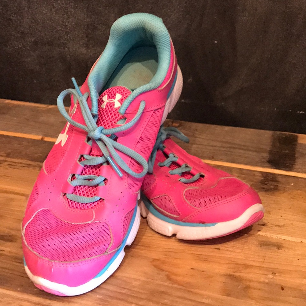 Under Armour Size 7Y